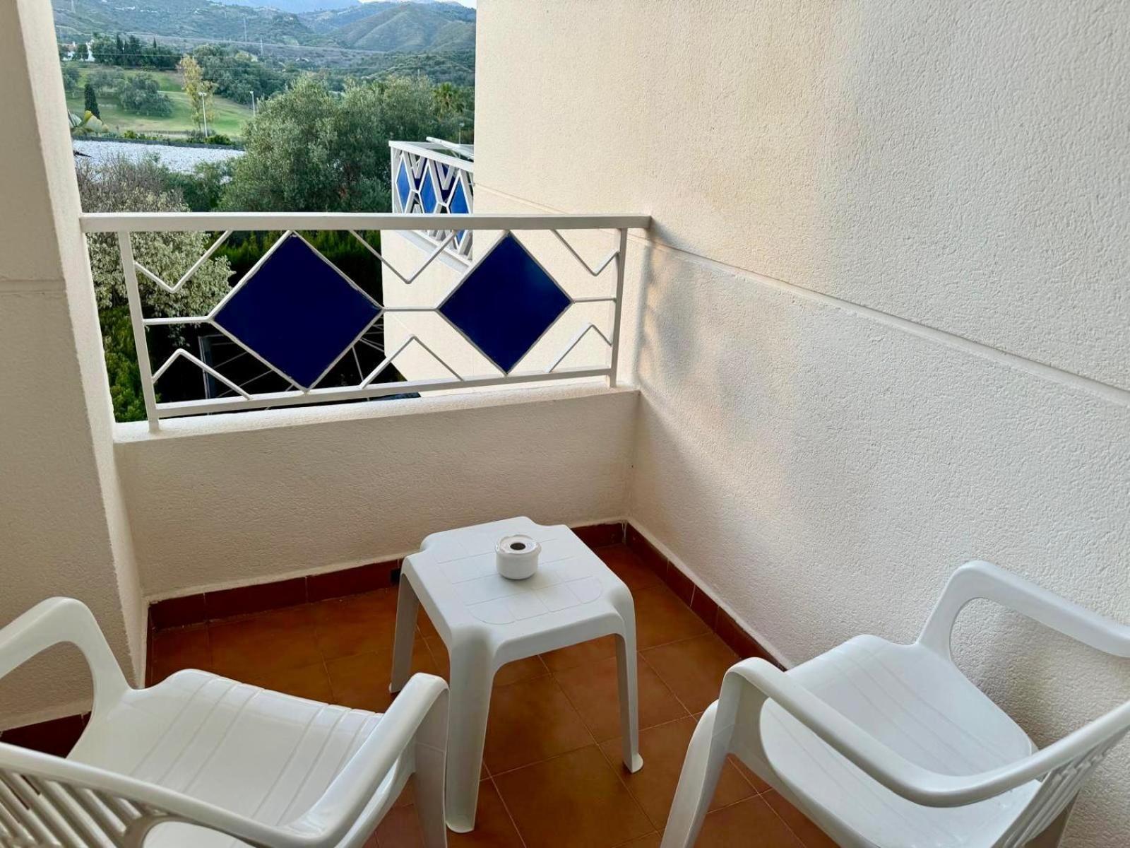 Solguest Apartamento II Napoleon Vistas Espectaculares!!! Marbella Quarto foto